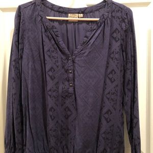 Long sleeve blouse